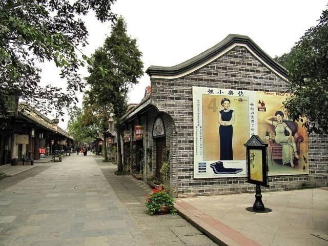 自赵某被宣告死亡、赵父去世后，被他人收养的儿子是否有权利继承赵父的遗产？为什么
